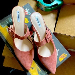TAHARI rose mule slides